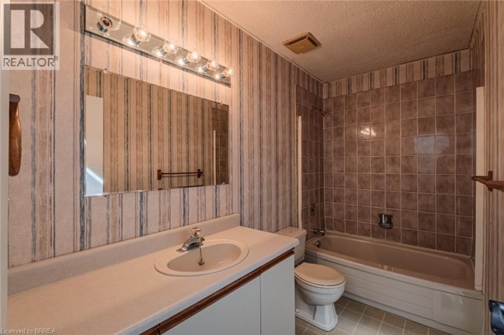 Photo 43 at 39 Baptist Church Road, Middleport / Onondaga, Brantford