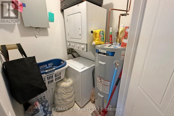 Photo 16 at 36 - 64 Hiawatha Road, Woodstock - North, Woodstock
