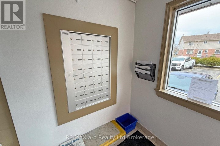 Photo 8 at 36 - 64 Hiawatha Road, Woodstock - North, Woodstock