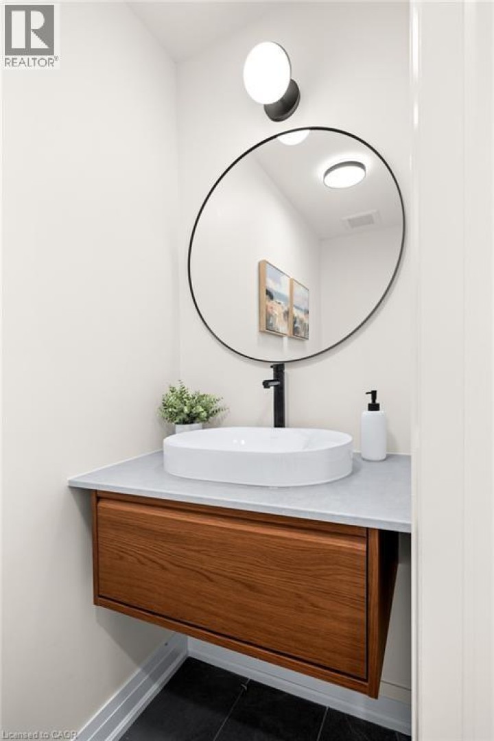 Photo 15 at 82 N Chalmers Street, Glenview, Lincoln, Oak, Cambridge