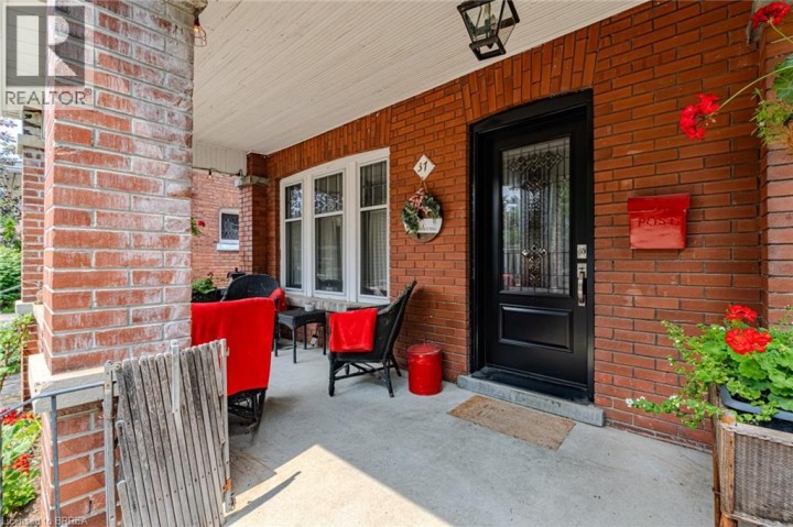 Photo 2 at 37 Egerton Street, Lansdowne, Brantford