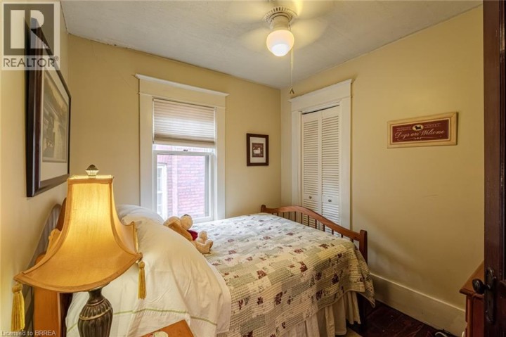 Photo 22 at 37 Egerton Street, Lansdowne, Brantford