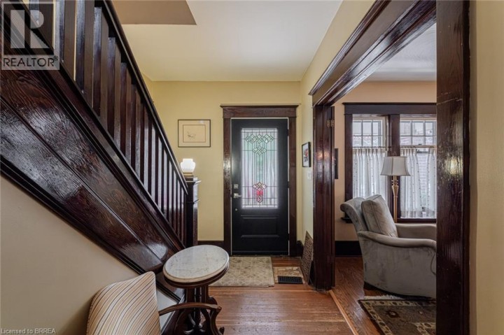 Photo 3 at 37 Egerton Street, Lansdowne, Brantford