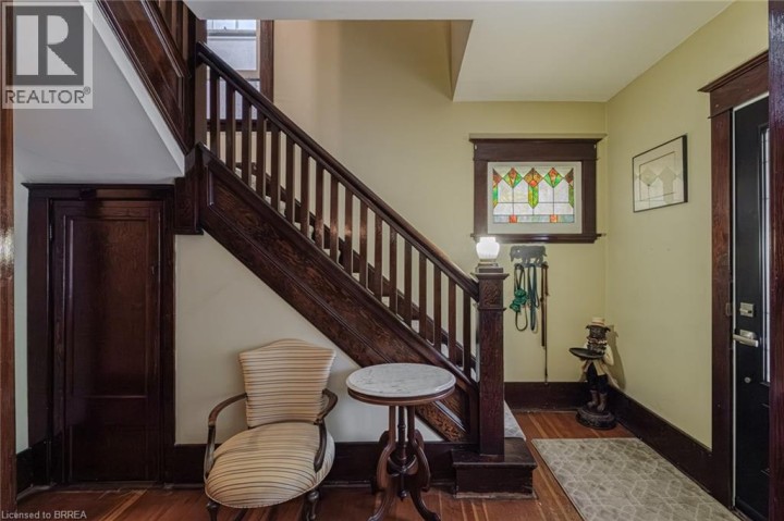 Photo 4 at 37 Egerton Street, Lansdowne, Brantford