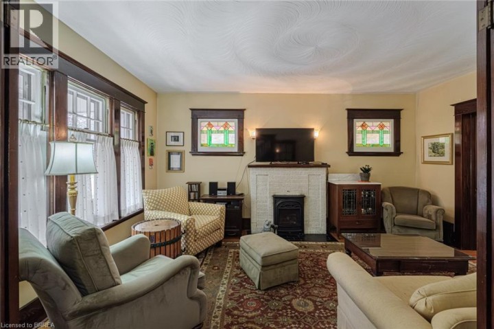 Photo 7 at 37 Egerton Street, Lansdowne, Brantford