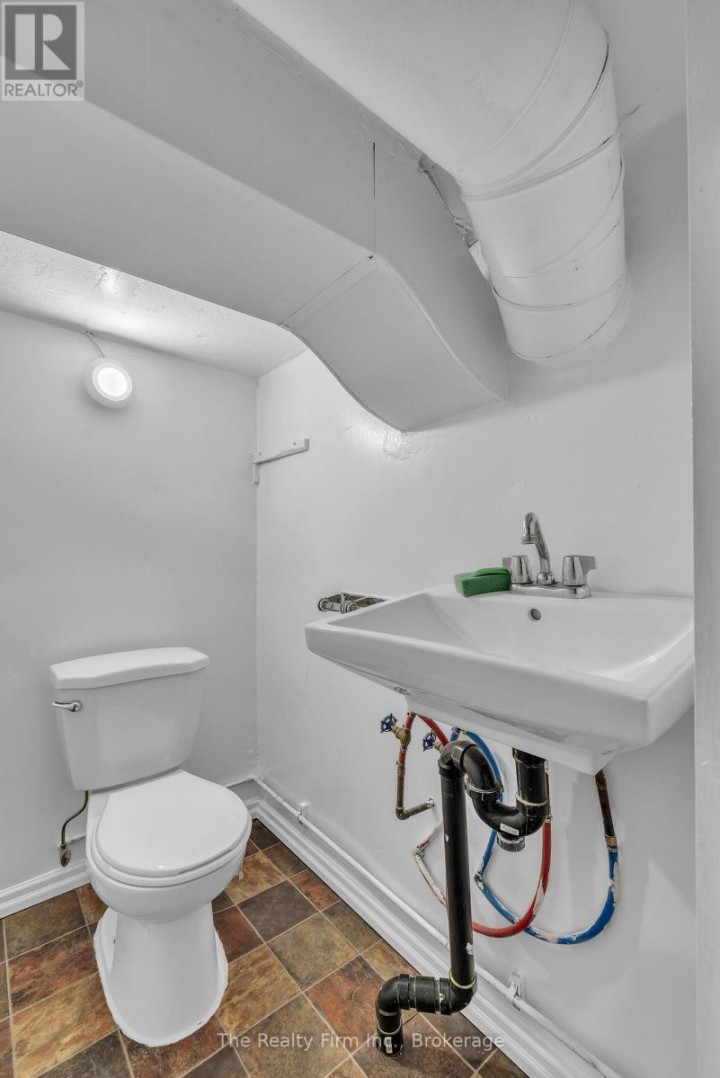 Photo 34 at 751 Rathbourne Avenue, Woodstock - North, Woodstock