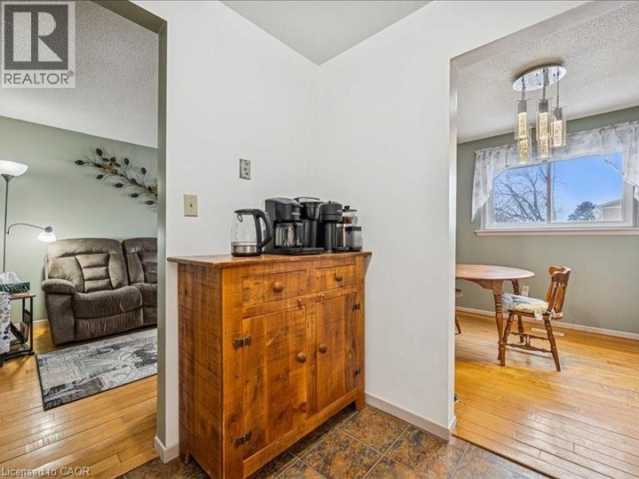 Photo 12 at 31 - 51 Paulander Drive, Victoria Hills, Kitchener