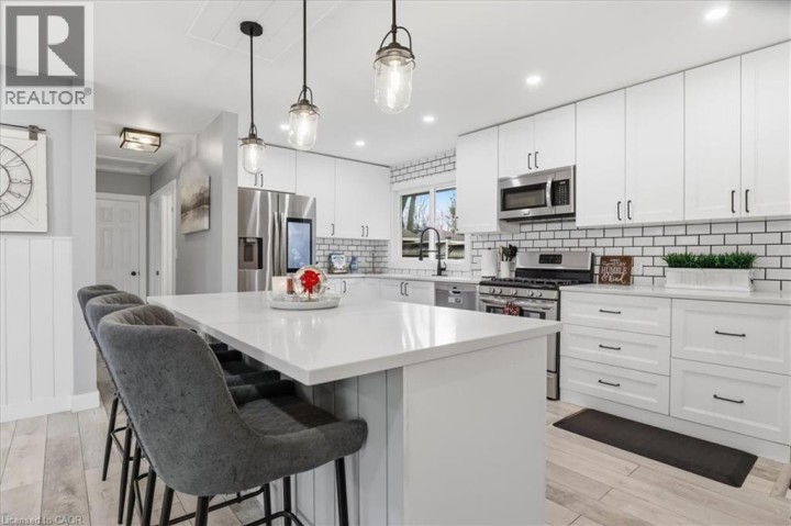 Photo 18 at 12 Dean Crescent, Ingersoll - South, Ingersoll