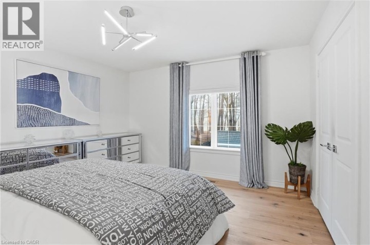 Photo 24 at 132 Chancery Drive, Ancaster Heights / Mohawk Meadows / Maywood, Ancaster