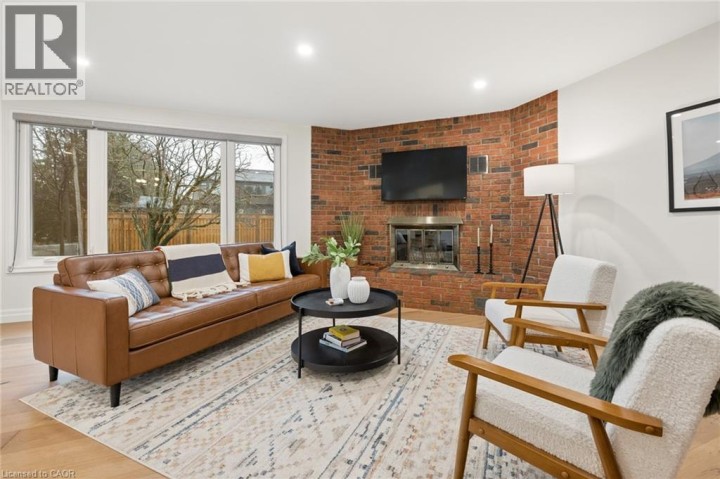 Photo 19 at 757 W Westmount Road, Uptown Waterloo / Westmount, Kitchener