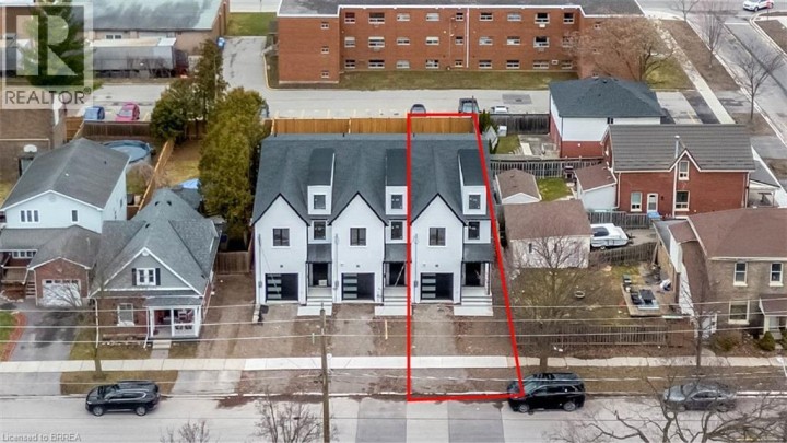 Photo 2 at 105 Winniett Street, Eagle Place West, Brantford