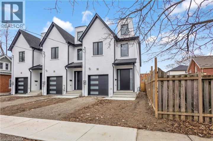 Photo 3 at 105 Winniett Street, Eagle Place West, Brantford