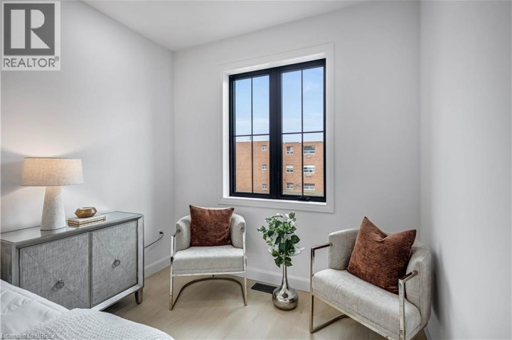 Photo 32 at 105 Winniett Street, Eagle Place West, Brantford