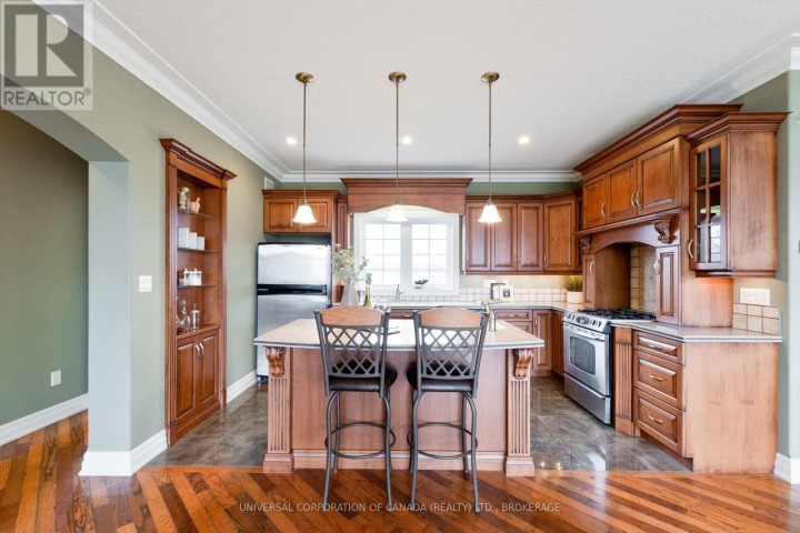 Photo 15 at 54 Wellington Street, Port Burwell, Bayham