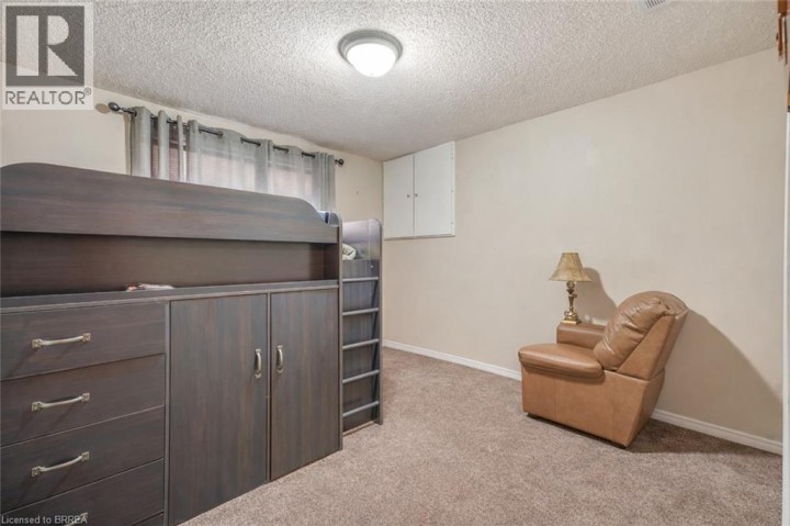 Photo 28 at 14 Thistledown Drive, Mayfair, Brantford