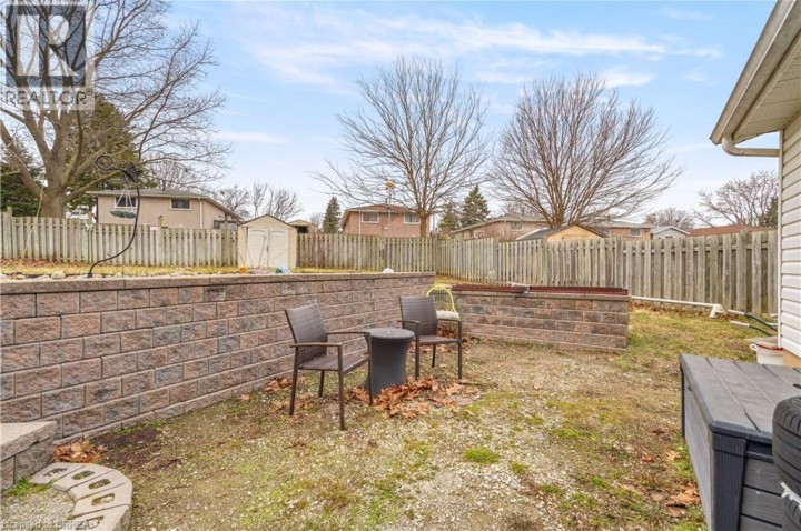 Photo 39 at 14 Thistledown Drive, Mayfair, Brantford