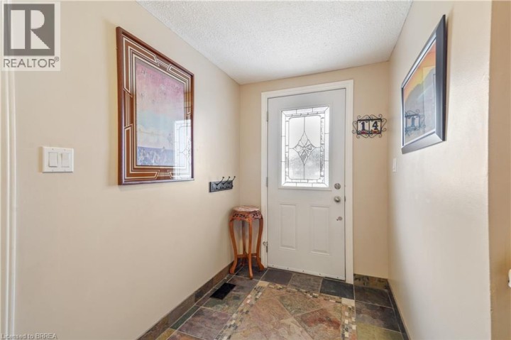 Photo 6 at 14 Thistledown Drive, Mayfair, Brantford