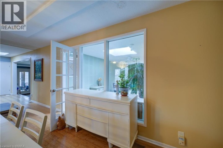 Photo 18 at 9 Summerhayes Crescent, Wyndham Hills, Brantford