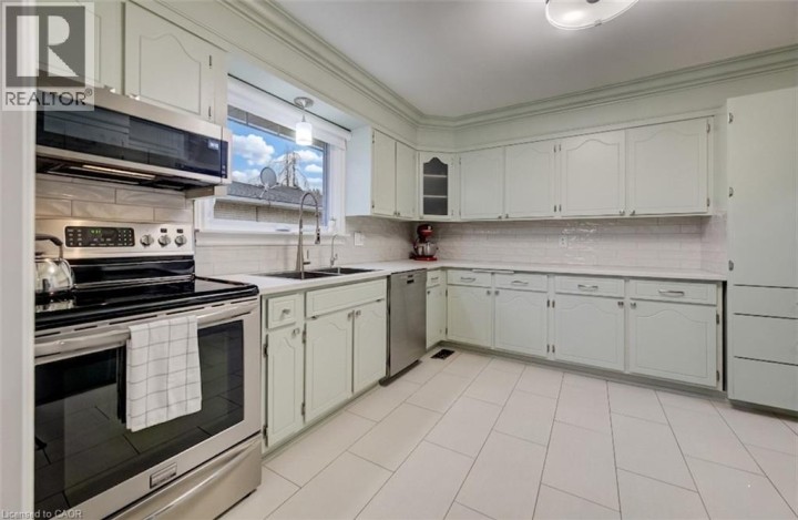 Photo 10 at 4 Ronald Road, Westview, Cambridge