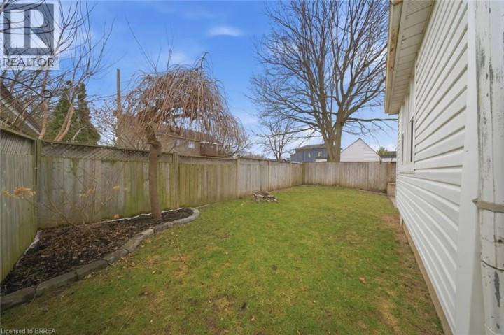 Photo 26 at 188 Grand River Avenue, Holmedale, Brantford