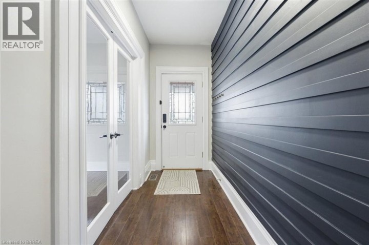 Photo 4 at 188 Grand River Avenue, Holmedale, Brantford