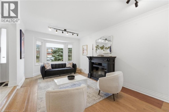 Photo 5 at 138 Miller Drive, Maple Lane Annex, Ancaster