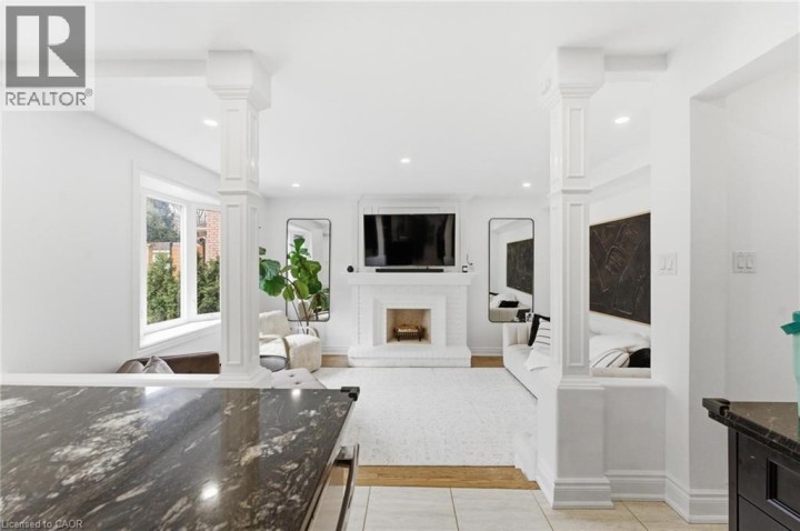 Photo 16 at 138 Miller Drive, Maple Lane Annex, Ancaster