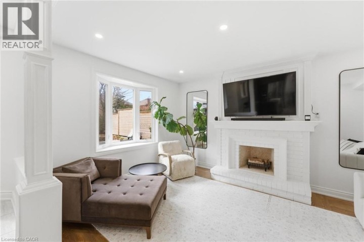 Photo 17 at 138 Miller Drive, Maple Lane Annex, Ancaster