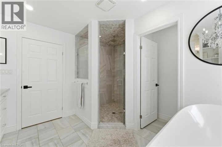 Photo 27 at 138 Miller Drive, Maple Lane Annex, Ancaster