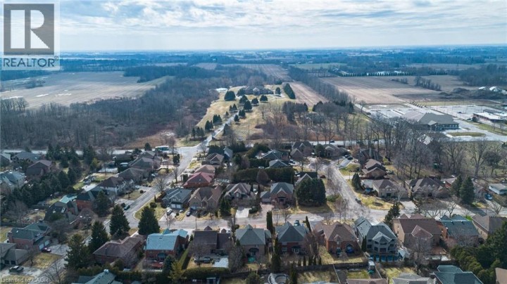 Photo 45 at 138 Miller Drive, Maple Lane Annex, Ancaster