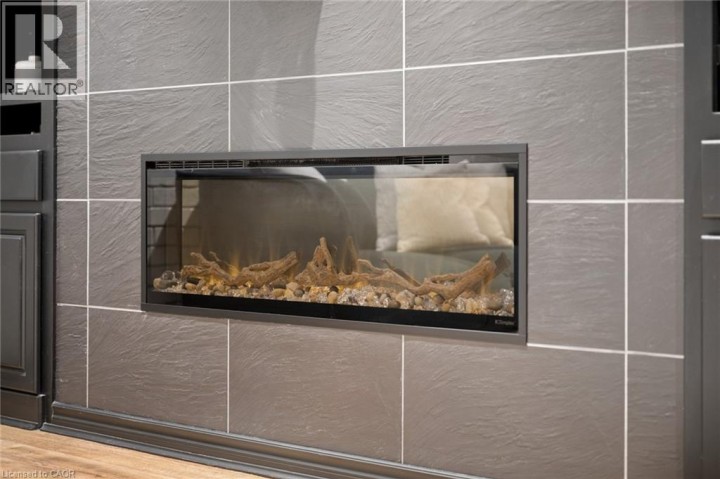 Photo 27 at 19 Douglas Road, Dancaster / Nakoma / Maple Lane, Ancaster