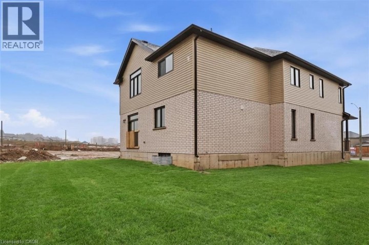 Photo 22 at 70 Quarry Park Drive, Grand River North, Kitchener