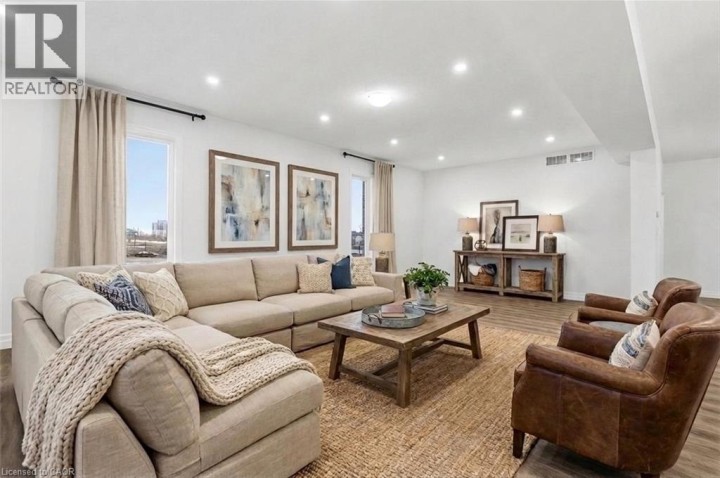 Photo 4 at 70 Quarry Park Drive, Grand River North, Kitchener