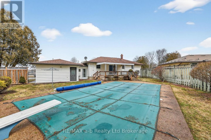 Photo 7 at 23 Glenn Avenue, Ingersoll - South, Ingersoll