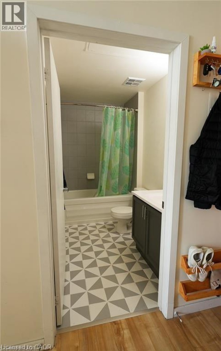 Photo 14 at 226 - 410 W King Street, Downtown Kitchener / W. Ward, Kitchener