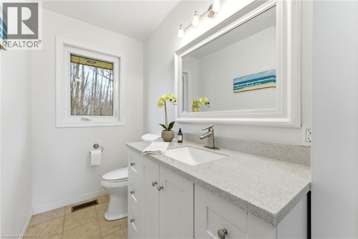 Photo 21 at 3 Mill Street, Burford, Brantford