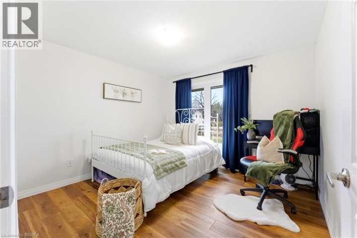 Photo 15 at 3 Mill Street, Burford, Brantford