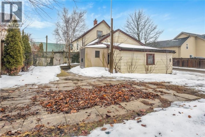 Photo 9 at 42 Sanders Street, Tillsonburg