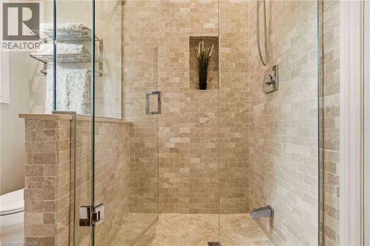 Photo 22 at 38 Parker Avenue, Oakhill / Clearview Ancaster Heights / Mohawk, Ancaster