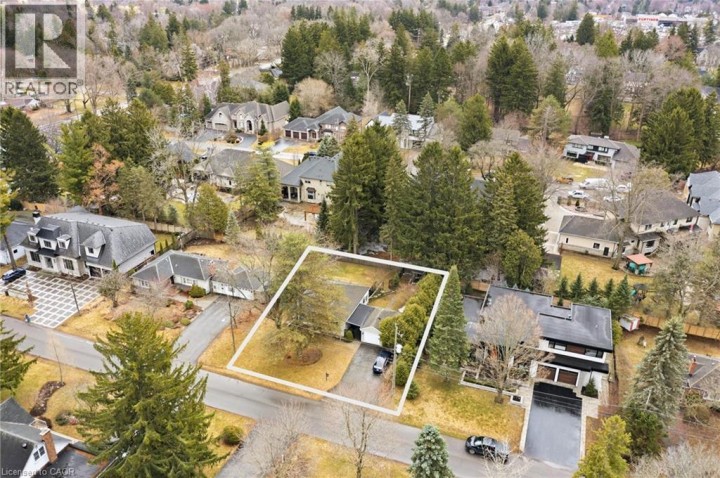 Photo 3 at 38 Parker Avenue, Oakhill / Clearview Ancaster Heights / Mohawk, Ancaster