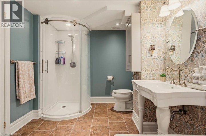 Photo 34 at 38 Parker Avenue, Oakhill / Clearview Ancaster Heights / Mohawk, Ancaster