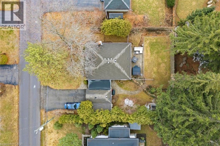 Photo 4 at 38 Parker Avenue, Oakhill / Clearview Ancaster Heights / Mohawk, Ancaster