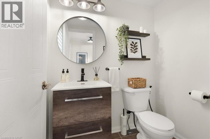 Photo 17 at 48 Manhattan Circle, Blackbridge / Fisher Mills / Glenchristie / Hagey / Silver Heights, Cambridge