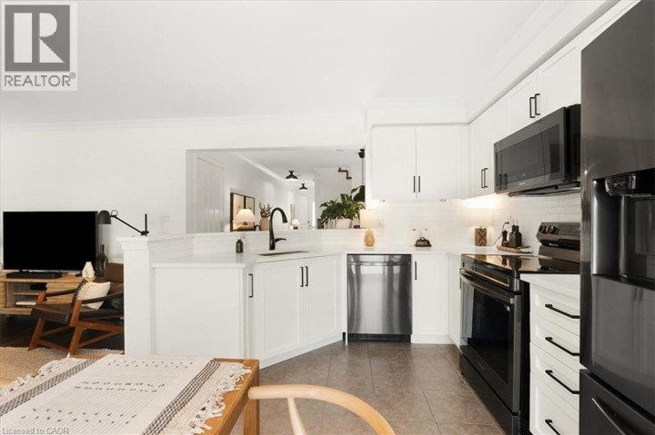 Photo 14 at 48 Manhattan Circle, Blackbridge / Fisher Mills / Glenchristie / Hagey / Silver Heights, Cambridge