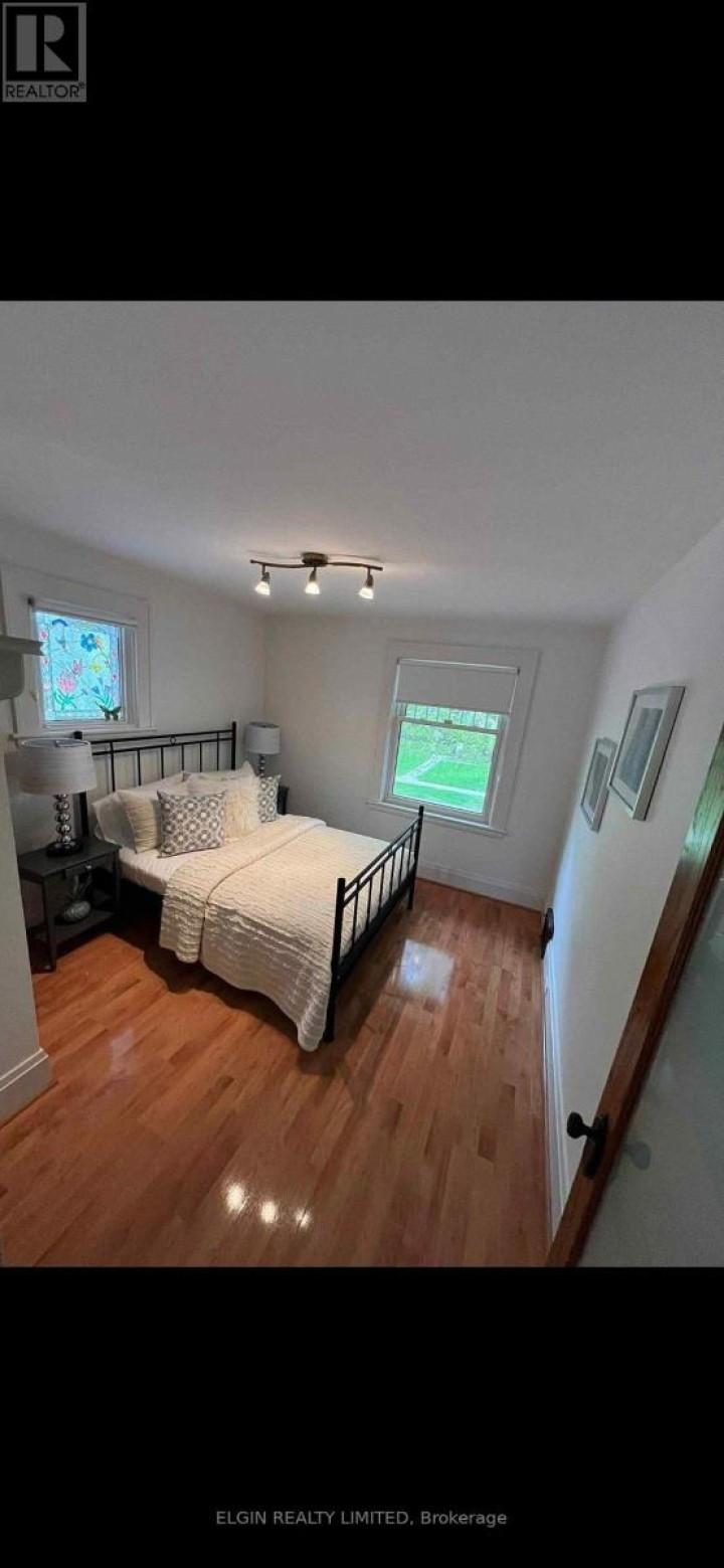 Photo 5 at 15 Margaret Street, St. Thomas