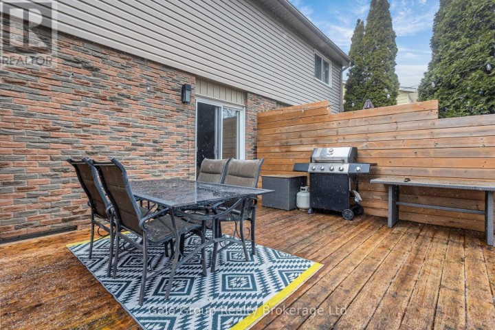 Photo 16 at 1079 Canfield Crescent, Woodstock - North, Woodstock