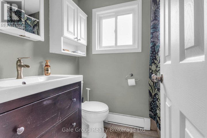 Photo 7 at 1079 Canfield Crescent, Woodstock - North, Woodstock