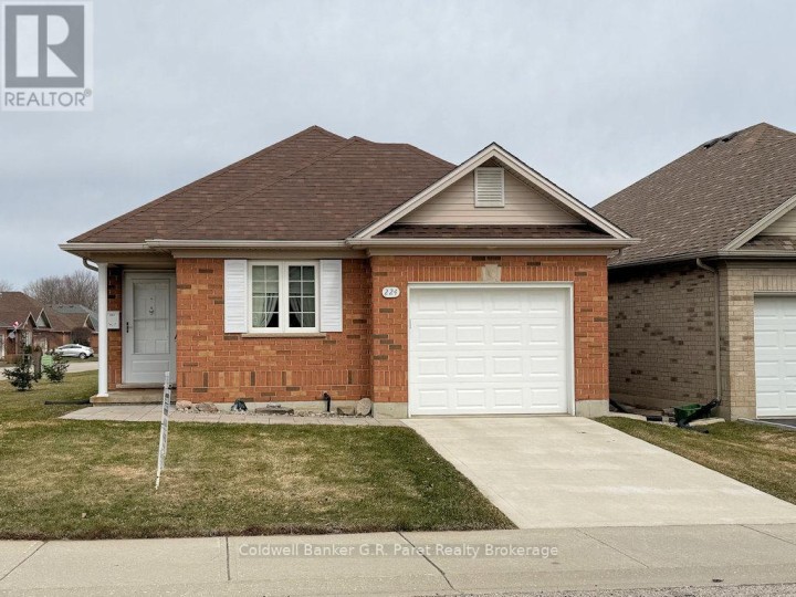 Photo 3 at 224 Baldwin Street, Tillsonburg