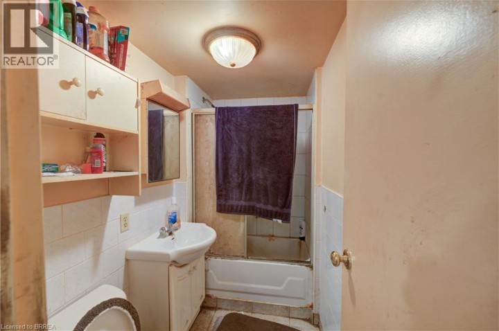 Photo 28 at 60 W Colborne Street, Old West Brant, Brantford