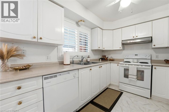 Photo 13 at 43 - 570 West Street, Grand Woodlands, Brantford